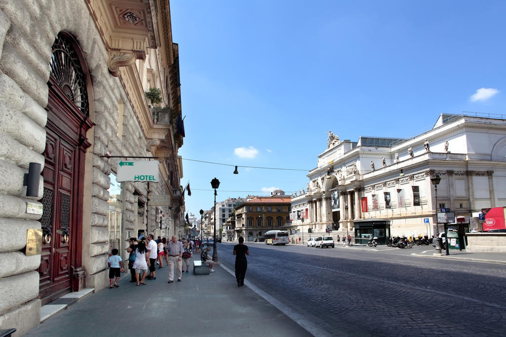 Hotel Boutique Nazionale Rome Luaran gambar